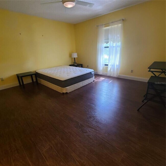 Building Photo - 3505 Tarpon Woods Blvd