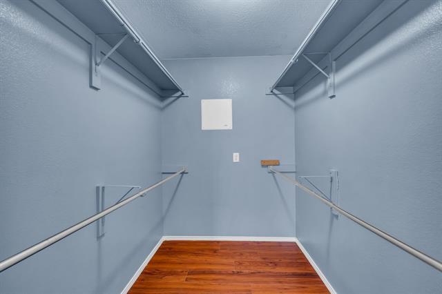 Building Photo - 2312 Tailburton Ct