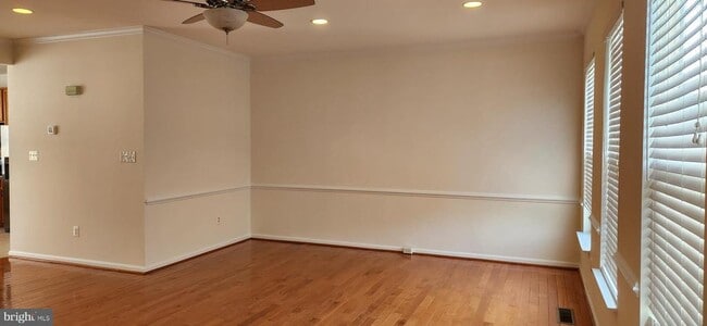 Building Photo - 43660 St Helena Terrace