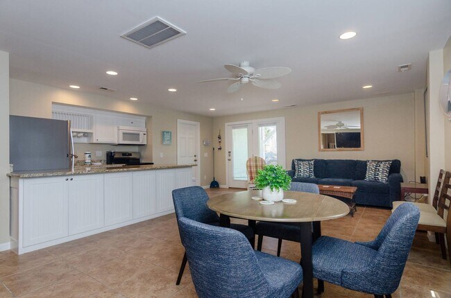 Building Photo - 741 Fort Fisher Blvd N