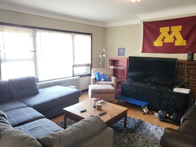 Living Room - 1036 13th Ave SE