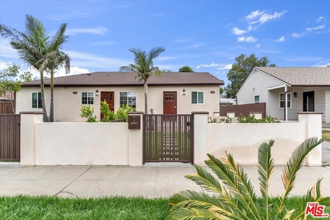 Building Photo - 6917 Encino Ave