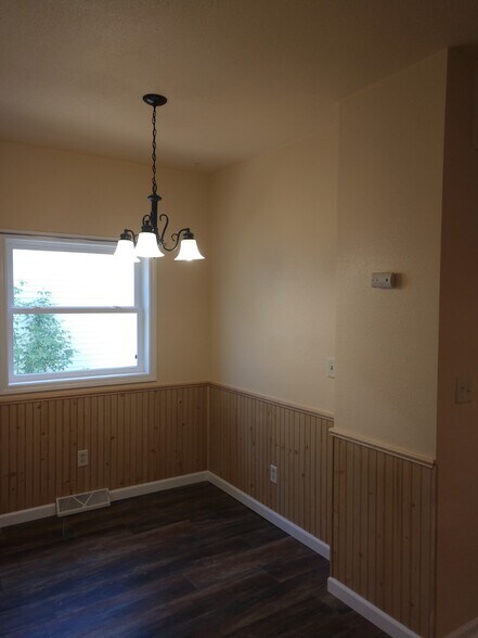 Dining Room (View 2) - 1527 South 10th Street