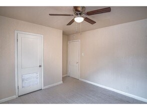 Building Photo - Cozy Remodeled Home Near Downtown