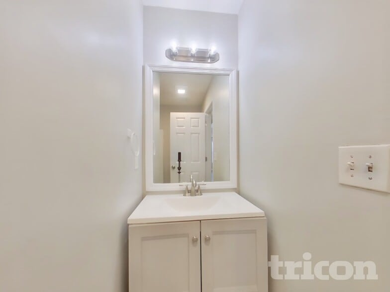 Building Photo - 1761 Silver Leaf Ct SW