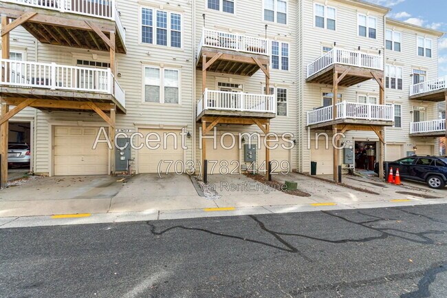 Building Photo - 5675 Harrington Falls Ln