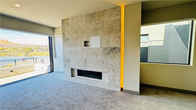 Building Photo - 26 Promenade Isle Ln