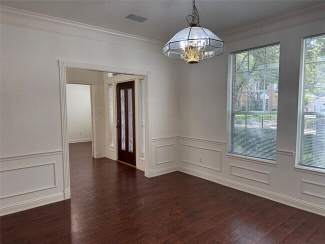 Building Photo - 17414 Fountainview Cir