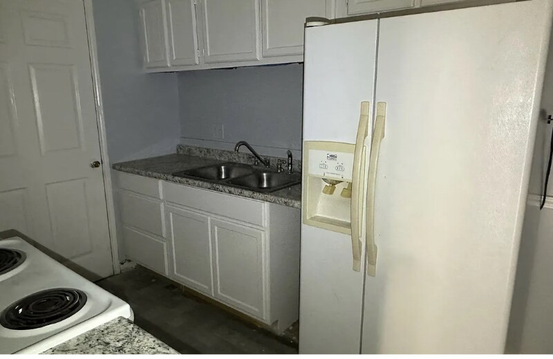 Building Photo - 222 Marigny Cir