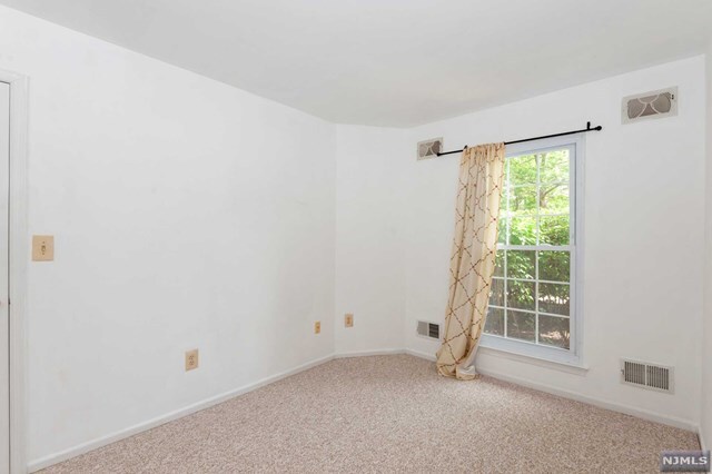 Building Photo - 1428 Westgate Dr