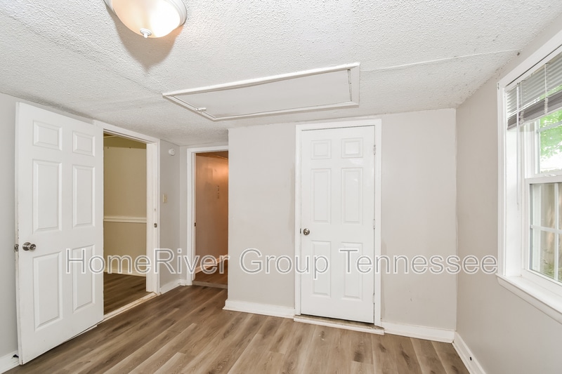 Building Photo - 5309 Longwood Cove