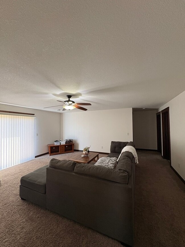 Building Photo - 6173 Aspen Meadow Ct