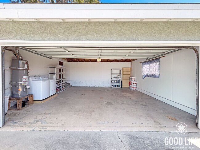 Building Photo - Beautiful 3BD/2BA House in Encanto W/ A/C, W/D, 2-Car Garage, Large Front & Backyard!