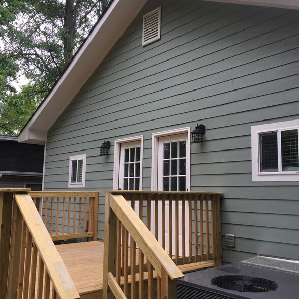 Back - 1707 Oxmoor Rd