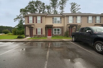 Building Photo - 403 Sullivan Loop Rd