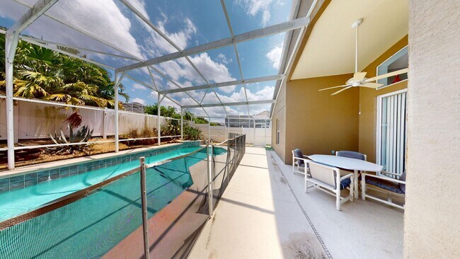 Building Photo - 4BR/ 3BA - POOL HOME    Highlands Reserve-...