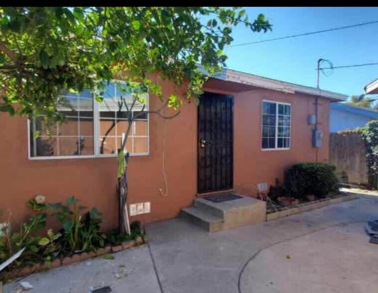 Primary Photo - 3530 E 61st St