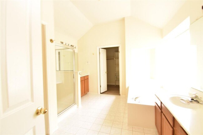 Building Photo - 12720 Twisted Briar Ln