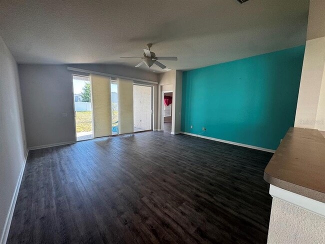 Building Photo - 495 Painted Leaf Dr