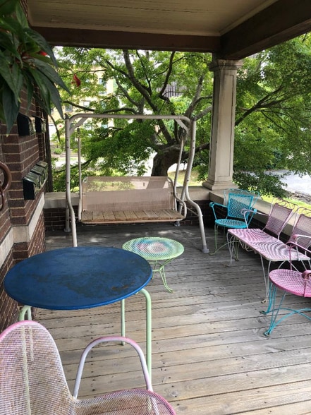 Building Photo - 1330 Virginia St E