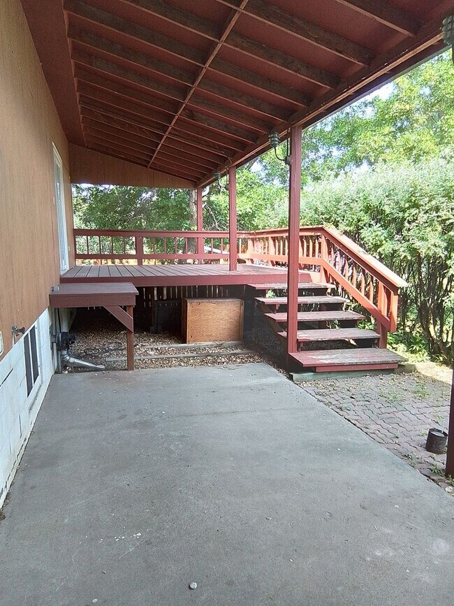 Building Photo - Single family home w / elbow room in Bozeman