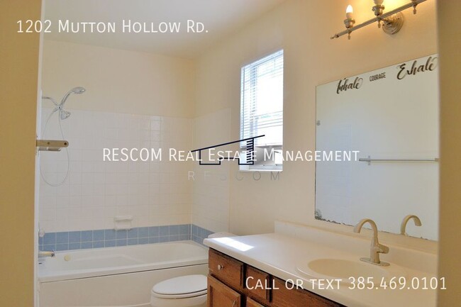 Building Photo - East Kaysville 4 Bedroom House!