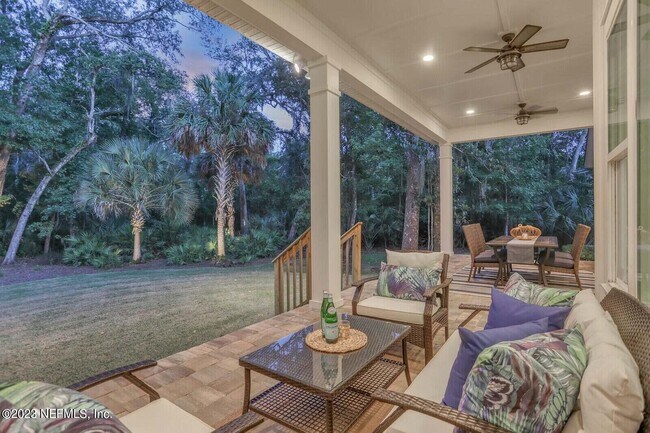 Building Photo - 168 Hickory Hill Dr