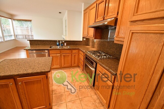 Building Photo - Rancho Peñasquitos |Top-Rated Poway Unified School District| Easy access to CA-56 & I-15| Conveni...