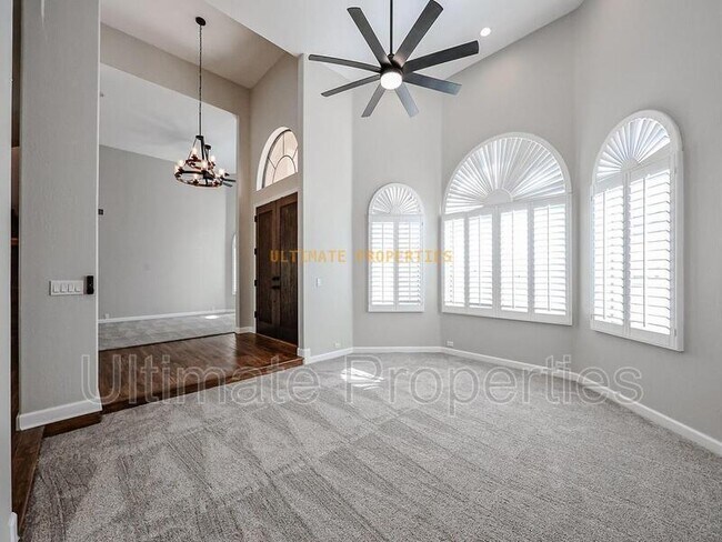 Building Photo - 10033 N 55th Pl