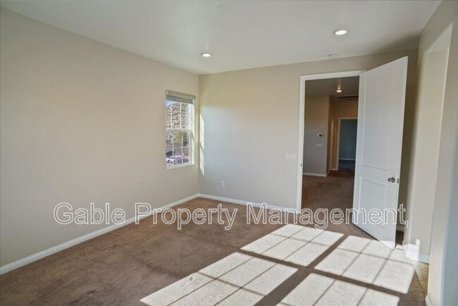 Building Photo - 22772 Harmony Dr