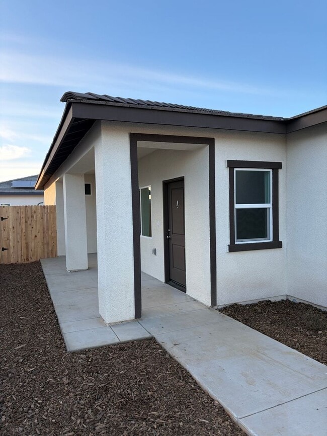 Building Photo - 6010 Cougar Trl