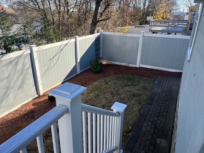 Building Photo - 101 Richmond Rd