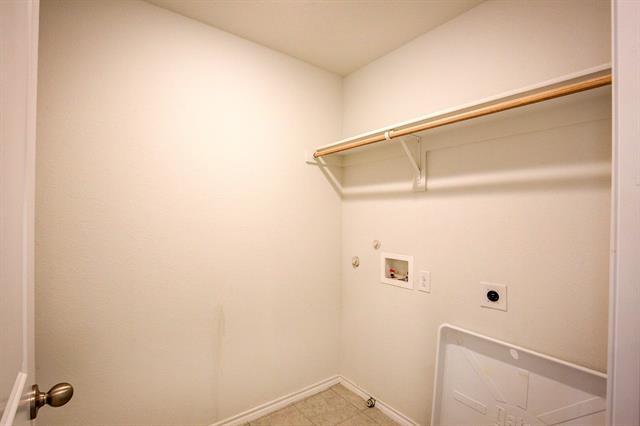 Building Photo - 424 Milverton Dr