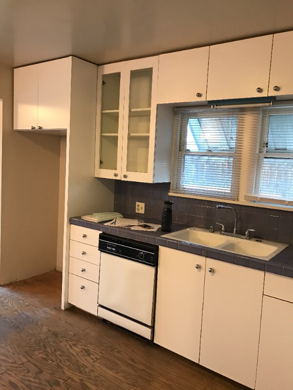 Building Photo - 000 Upland