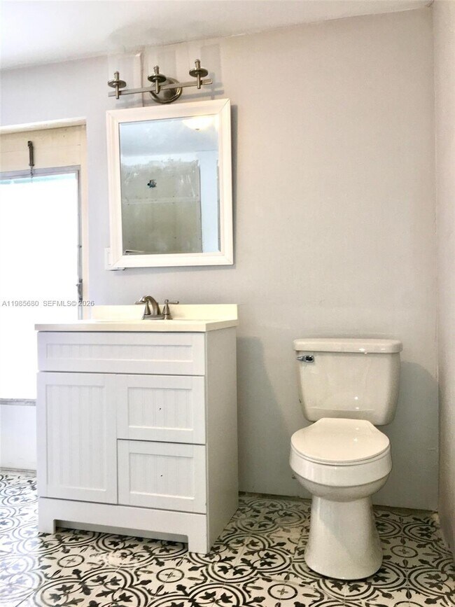 Building Photo - 2507 Andros Ln