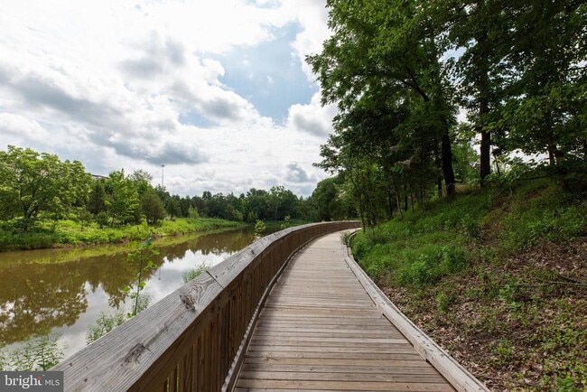 Building Photo - 4810 Garden View Ln