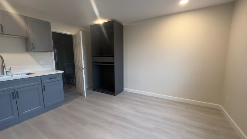Building Photo - 39391 Tiburon Dr