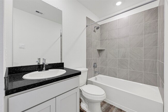 Building Photo - 5426 Magnolia Heath Ln