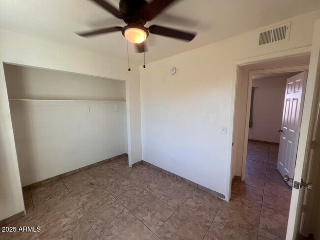 Building Photo - 2549 E Chipman Rd