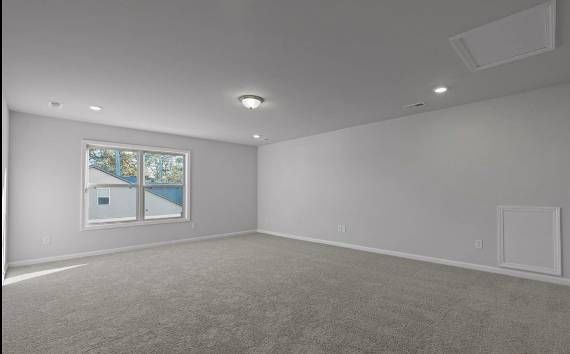 Building Photo - 121 Gander Cir