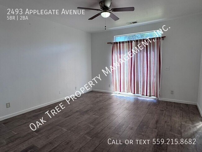 Building Photo - 2493 Applegate Ave