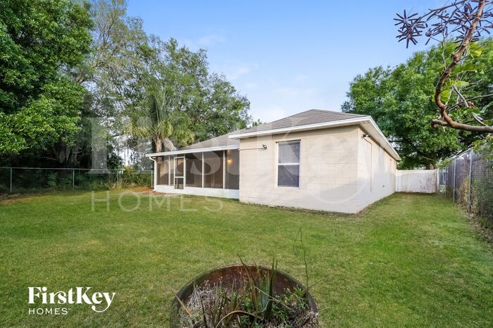 Building Photo - 468 Dove Dr