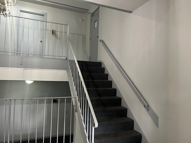 Building Photo - 1120 New Haven Ave
