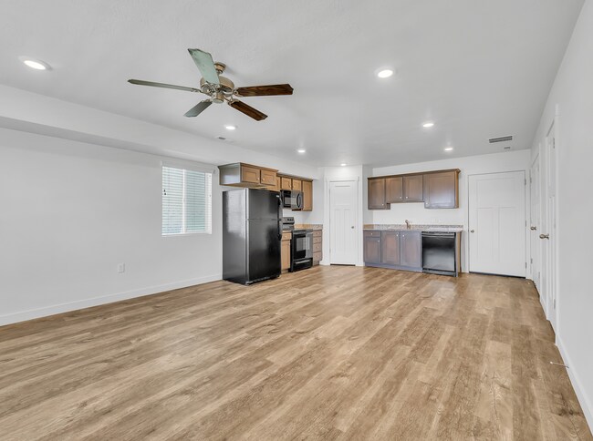 Building Photo - 14838 S Trap Rock Way