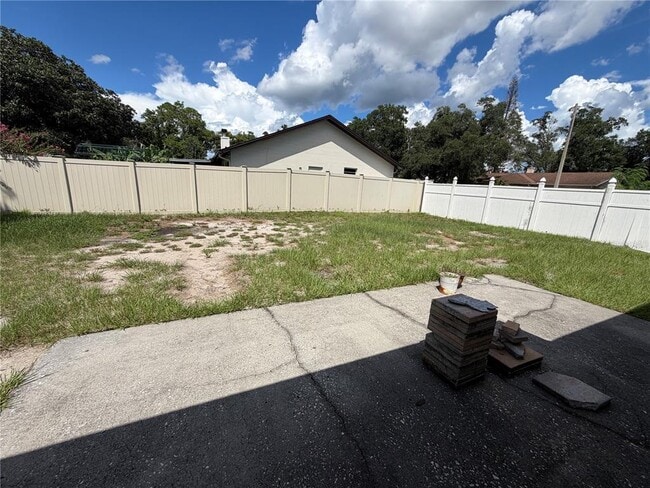 Building Photo - 803 Calabria Dr