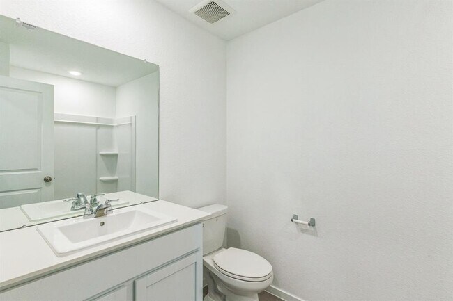 Building Photo - 28826 Texas Sparrow Ln