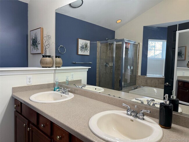 Building Photo - 1 Ford Ct