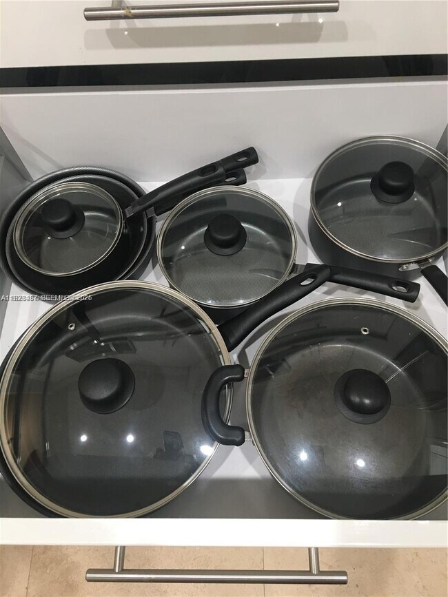 Building Photo - 5151 N Hwy A1A