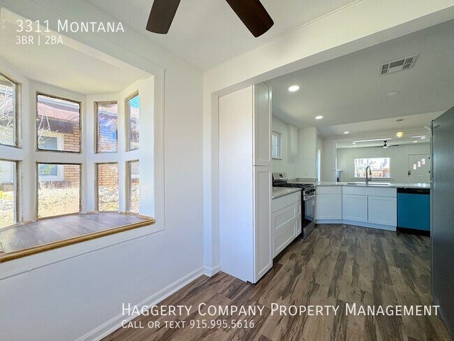 Building Photo - 3311 Montana-