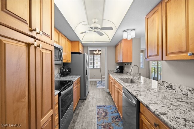 Building Photo - 10420 Gulf Shore Dr